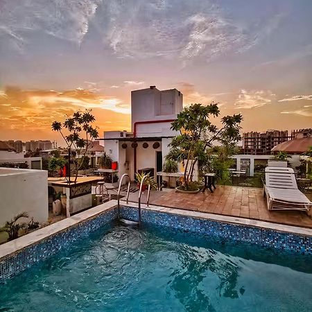 Hotel Sahibs The Lighthouse Agra  Exterior photo